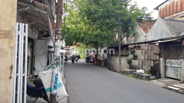 image RUKO BEBAS BANJIR LOKASI STRATEGIS DI JEMBATAN LIMA (2)