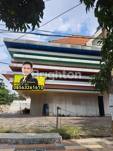 HITUNG TANAH KAVLING SIAP BANGUN EX GEDUNG NAFF KARAOKE PUSAT KOTA SURABAYA