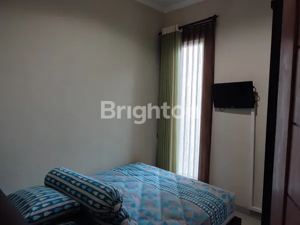 image RUMAH CANTIK SEMI FURNISHED SIAP HUNI AREA KENDALSARI CENGGER AYAM (5)