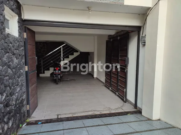 image RUMAH CANTIK SEMI FURNISHED SIAP HUNI AREA KENDALSARI CENGGER AYAM (8)