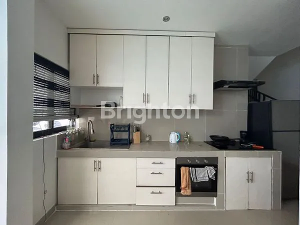 image RUMAH SEMI VILLA 3 LANTAI BERLOKASI DI JIMBARAN BALI (3)