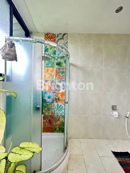 image RUMAH SEMI VILLA 3 LANTAI BERLOKASI DI JIMBARAN BALI (11)