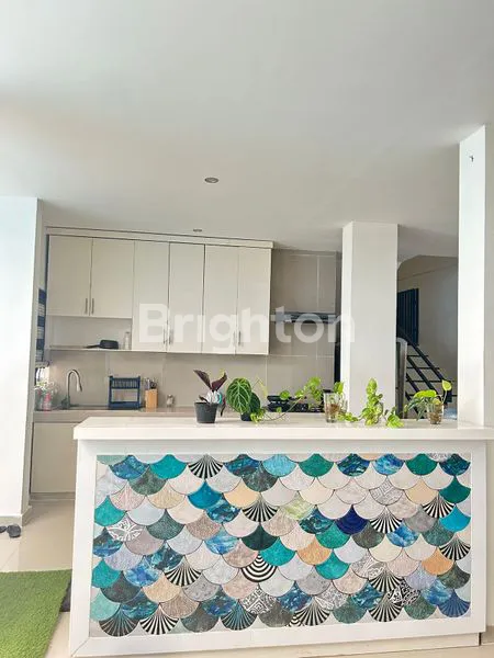 image RUMAH SEMI VILLA 3 LANTAI BERLOKASI DI JIMBARAN BALI (28)