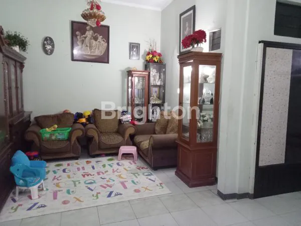 image RUMAH+KOST2AN JL. OTISTA JAKARTA TIMUR, SEDERHANA DAN TERAWAT, TURUN HARGA 6,7 JD 5,7 (2)
