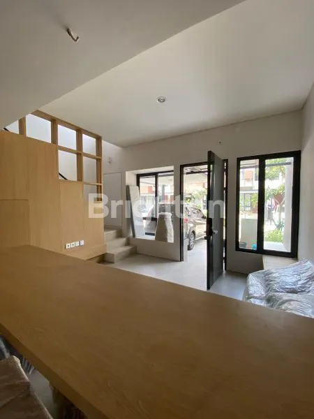 image RUMAH BARU TABEBUYA BSD CITY TANGERANG BANTEN (8)