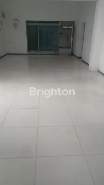 image RUMAH COCOK BUAT USAHA (5)