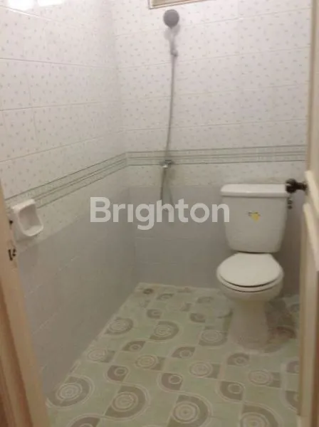 image RUMAH VILA VALENSIA (3)