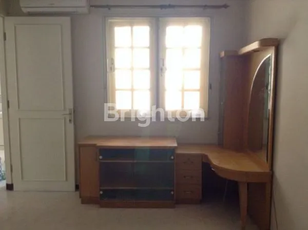 image RUMAH VILA VALENSIA (4)