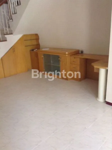 image RUMAH VILA VALENSIA (6)