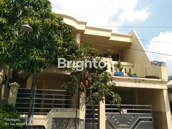 image PEMUKIMAN DENGAN TEMPAT STRATEGIS,  RUMAH TANJUNGSARI 2 LANTAI (1)