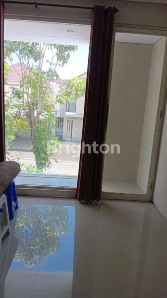 image DISEWAKAN RUMAH SIAP HUNI 2 LANTAI FURNISH CITRALAND CLUSTER GRENHIIL (4)