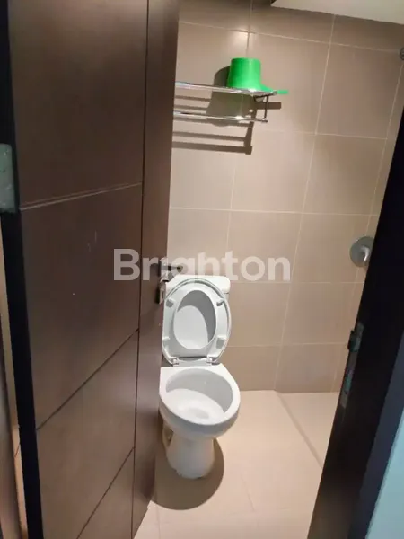 image DEKAT KULINER GWALK RUMAH MINIMALIS 2 LANTAI CLUSTER ONE GATE (3)