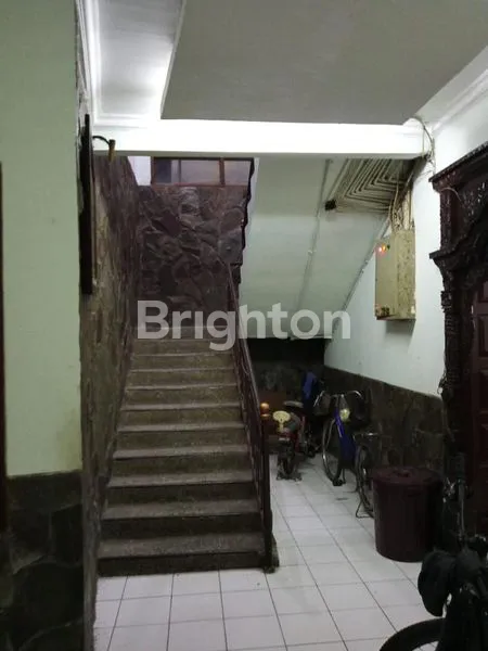 image KOSAN 30 PINTU FULL FURNISH DI CIKINI MENTENG JAKARTA PUSAT (2)