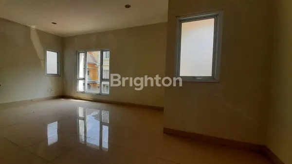 image RUMAH DI PERUMAHAN GADING SERPONG CLUSTER MONTANA 3 LANTAI SIAP HUNI (5)
