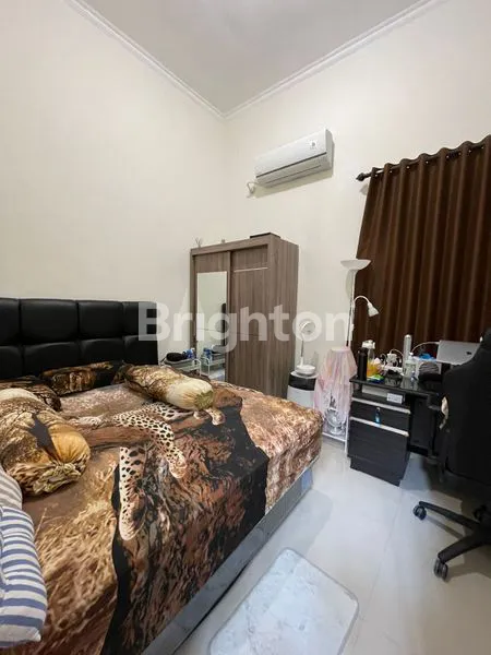 image RUMAH 2 LANTAI DESAIN MODERN, MINIMALIS SIAP HUNI ARAYA BLIMBING MALANG (7)