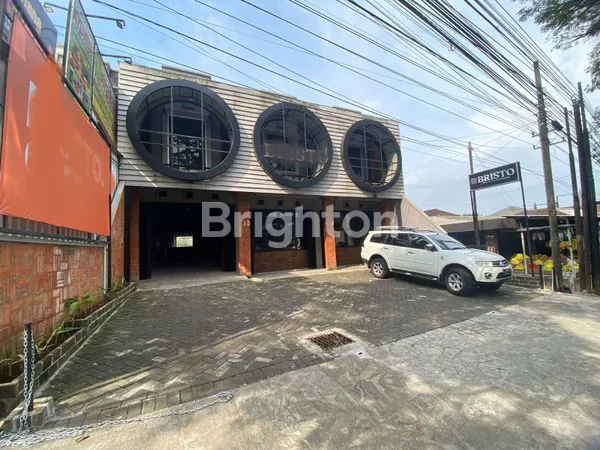 TEMPAT USAHA POROS BATU