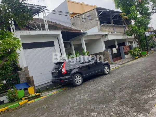 image 2,6 M NEGO, RUMAH 2 LANTAI, TERAWAT, CUKUP LUAS DI LIDAH KULON - SURABAYA HARGA TURUN, 2,6 M (4)