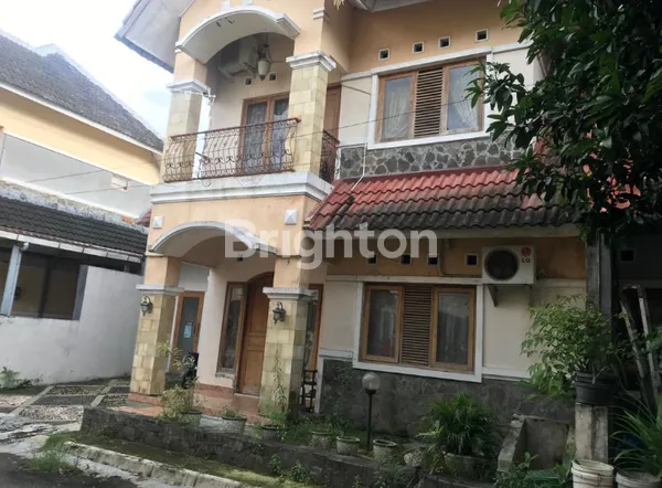 image RUMAH 2 LANTAI DEKAT BALE AGUNG (1)