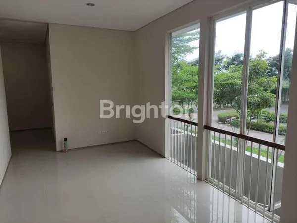 image RUMAH GREENLAKE CITRALAND SURABAYA  (6)