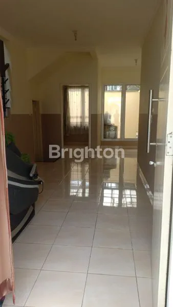 image RUMAH 2 LT SIAP HUNI DI CLUSTER GADING SERPONG TANGERANG (6)