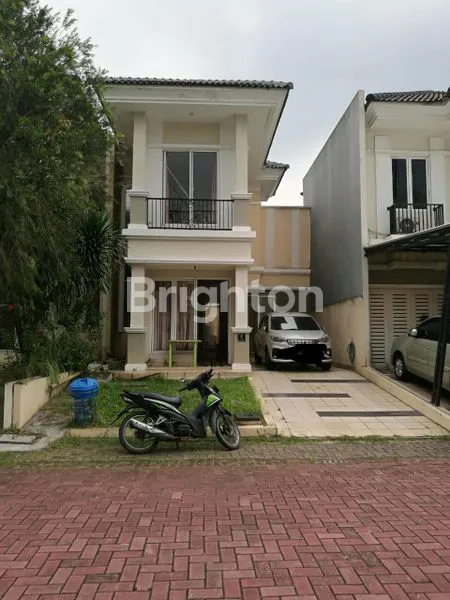 image RUMAH 2 LT SIAP HUNI DI CLUSTER GADING SERPONG TANGERANG (1)