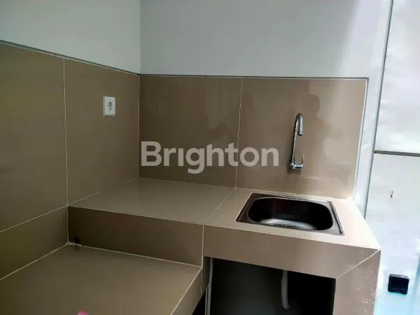 image RUMAH 2 LANTAI DENGAN KONSEP MODERN DI MANSION NINE SURABAYA BARAT (2)