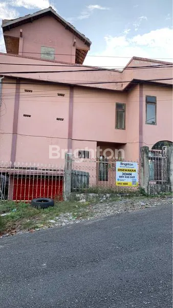 image RUMAH DUA LANTAI BANYAK KAMAR TIDUR (1)