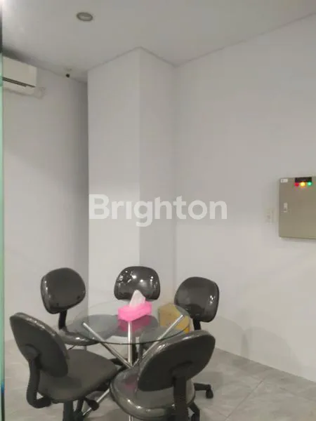 image OFFICE PRAXIS BY INTILAND (2)