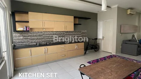 image RUMAH TERAWAT SIAP HUNI SEMI FURNISHED BOULEVARD UTAMA KOTA WISATA CIBUBUR (2)