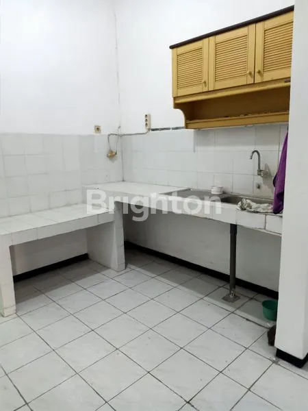 image RUMAH MURAH STRATEGIS SIAP HUNI  BARU RENOVASI NIRWANA EKSEKUTIVE RUNGKUT SURABAYA (8)