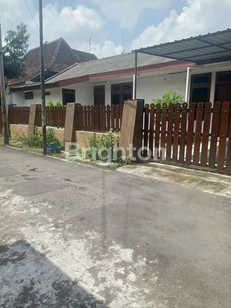 image RUMAH KOST NYAMAN DI BELAKANG KANTOR SAMSAT SURAKARTA (3)