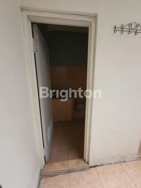 image RUMAH LUAS DI GAYUNG SARI (3)