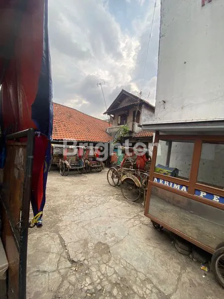 Gambar Property RUMAH TENGAH KOTA BANDUNG HITUNG TANAH SAJA