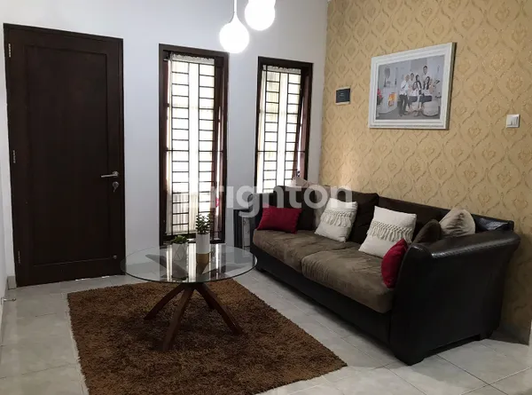 image RUMAH 2 LANTAI DEKAT UPN (5)