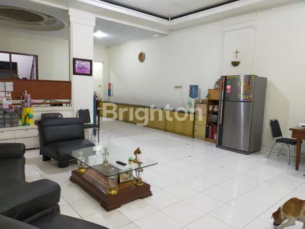 image RUKO 3,5 LANTAI DAN ASET TOKO YANG SEDANG BERJALAN MAINROAD PUSAT KOTA CIMAHI (2)