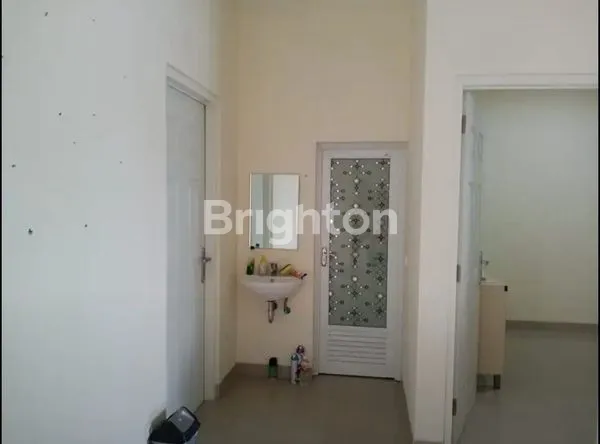 image RUMAH SIAP HUNI DEKAT KAMPUS UNIMUS (6)