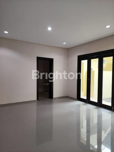 image RUMAH  KERTAJAYA INDAH REGENCY ONE GATE SURABAYA DEKAT ITS AIRLANGGA (2)