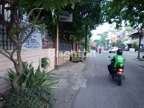 image DI JUAL RUMAH USAHA ADA KANTOR , GUDANG PRODUKSI JADI SATU . NOL JALAN RAYA (4)