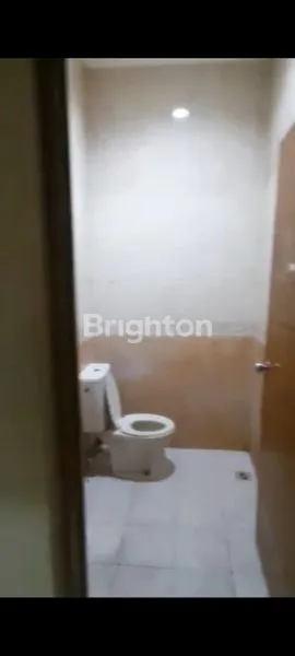 image RUMAH DISEWAKAN  2LANTAI (2)