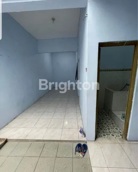 image RUMAH BERSIH DAN NYAMAN BLURU SIDOARJO (6)