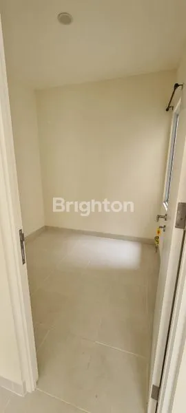 image RUMAH CLUSTER MARTINEZ GADING SERPONG TANGERANG (3)