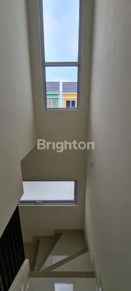 image RUMAH CLUSTER MARTINEZ GADING SERPONG TANGERANG (5)