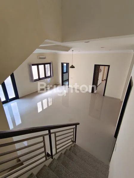 image TERMURAH RUMAH PAKUWON INDAH VILA BUKIT REGENCY VBR SURABAYA BARAT (5)