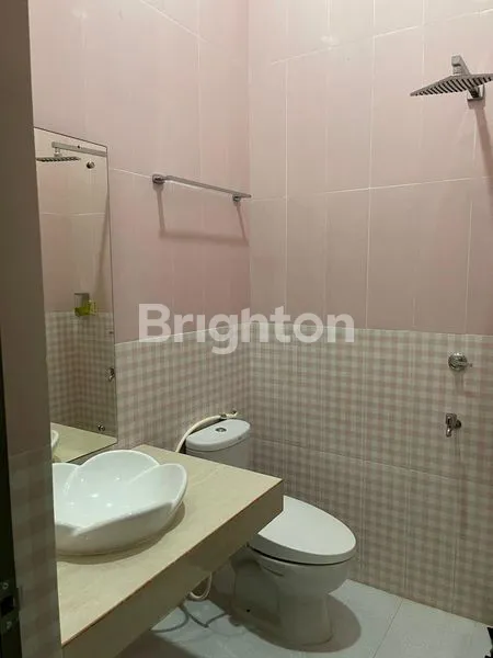 image RUMAH MEWAH KEZIA RESIDANCE POSISI HOOK 2 LANTAI DEKAT GRAND MALL BALOI (8)