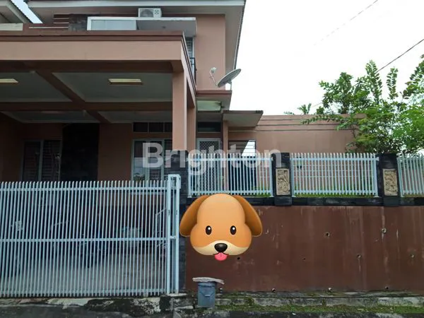 image RUMAH DUA LANTAI HOOK DI PERUMAHAN REGENCY BALIKPAPAN (1)