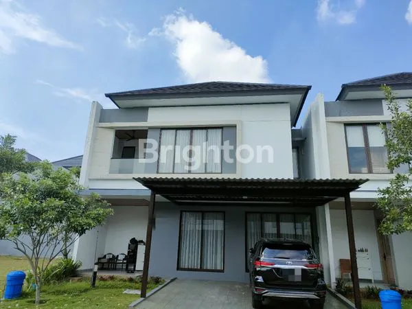 image RUMAH CANTIK DAN SUDAH RENOVASI 2 LANTAI SIAP HUNI DI THE MOZIA BSD CITY (1)