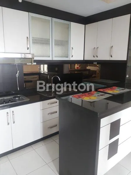 image APARTEMEN UC TOWER BERKELEY (3)