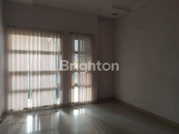 image RUMAH SEWA DELTASARI (2)