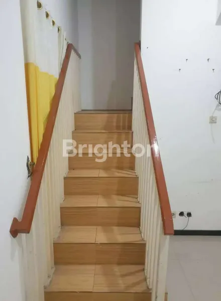 image MINIMALIS SIAP HUNI BONUS FURNITURE DI TENGGILIS MEJOYO, RUNGKUT (4)