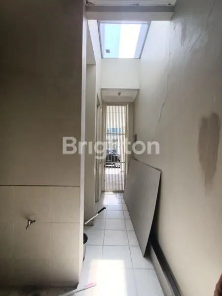 image RUMAH 2 LT DI GRAND ISLAND CASA TOBAGO SURABAYA (4)